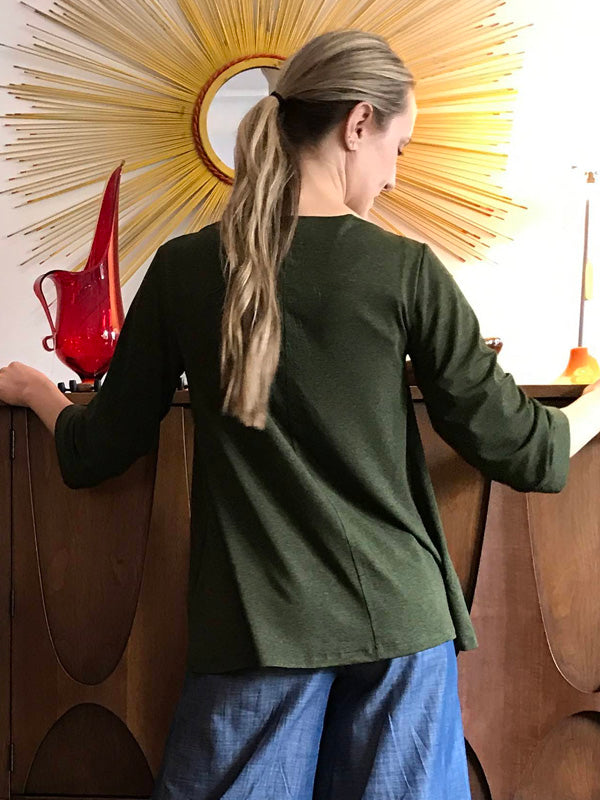 Midsection-y Modern 3/4 Sleeve Top