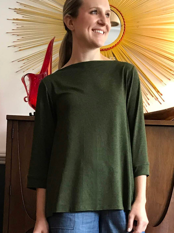 Midsection-y Modern 3/4 Sleeve Top